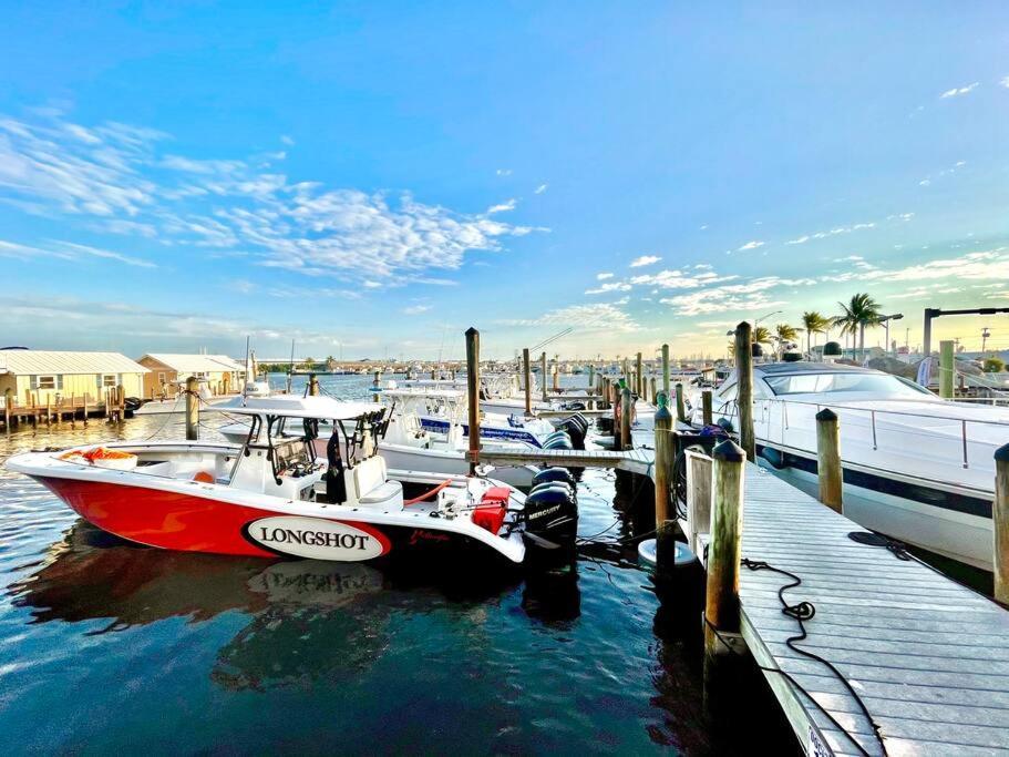 St Kitts - Downtown Waterfront Penthouse Pool Dock Parking Villa Key West Ngoại thất bức ảnh