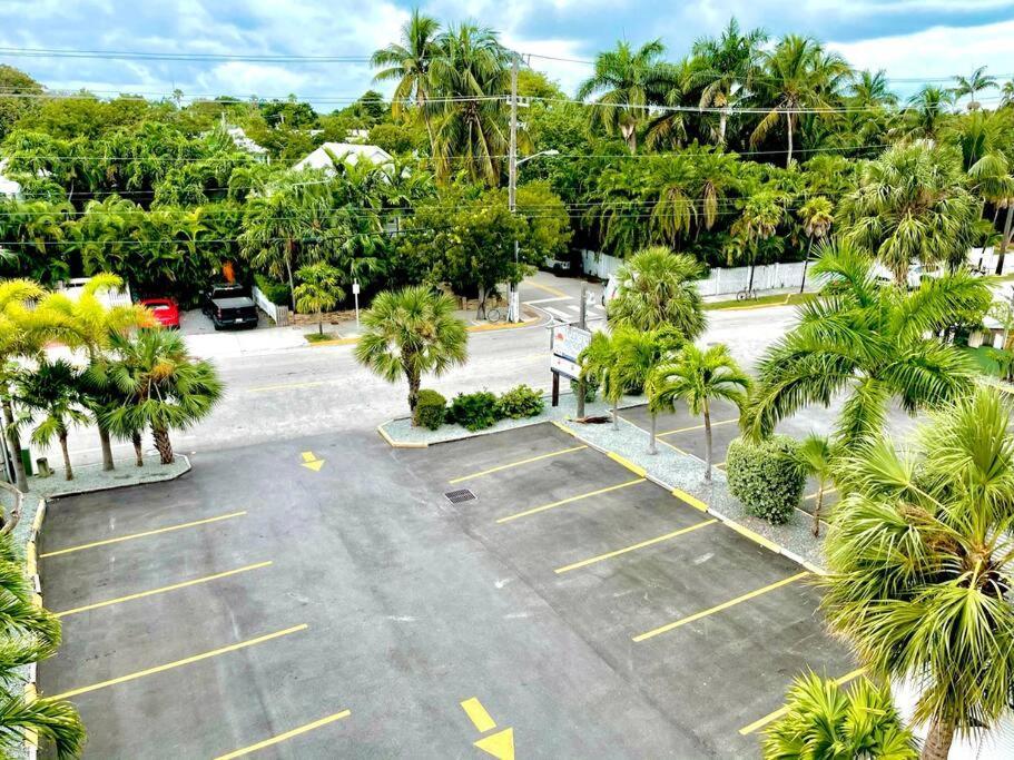 St Kitts - Downtown Waterfront Penthouse Pool Dock Parking Villa Key West Ngoại thất bức ảnh
