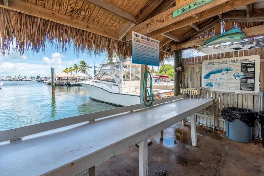 St Kitts - Downtown Waterfront Penthouse Pool Dock Parking Villa Key West Ngoại thất bức ảnh